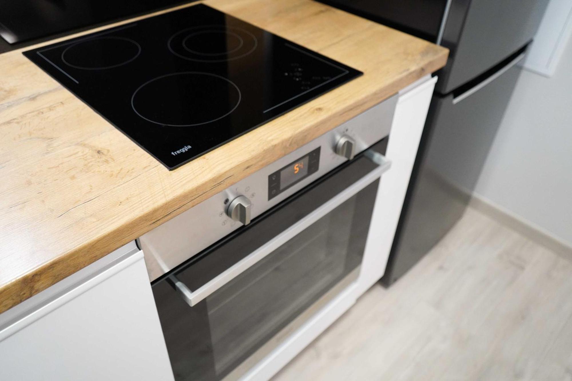 Apartament Lulu - Astrid - Dwupokojowy Blisko Morza - Parking I Basen Z Sauna W Cenie *